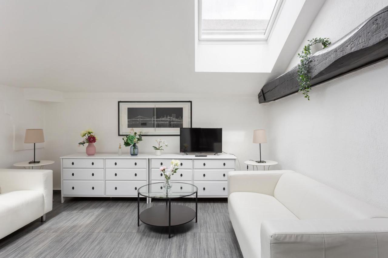 2 Bedroom 2 Bathroom Apt - Duomo 1 米兰 外观 照片