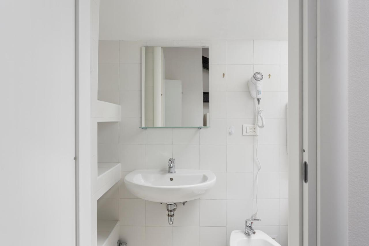 2 Bedroom 2 Bathroom Apt - Duomo 1 米兰 外观 照片