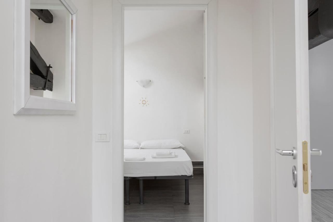 2 Bedroom 2 Bathroom Apt - Duomo 1 米兰 外观 照片